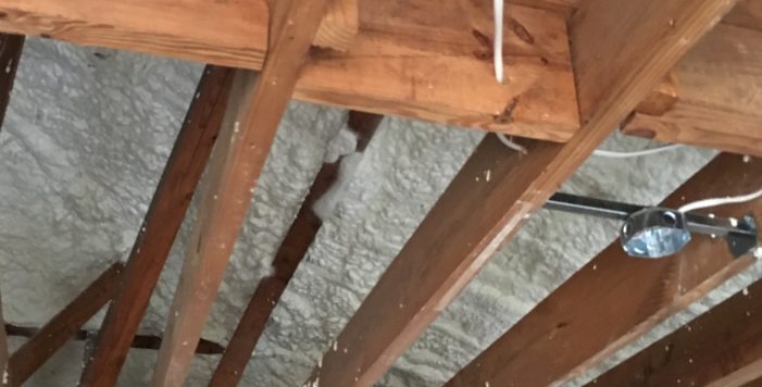Insulation on Ceiling in Energy Efficient Home