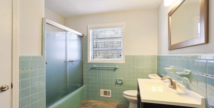 Bathroom with original Mid Century tile Collier Heights Kevin Polite HausZwei Homes Solid Source Realty, Inc.